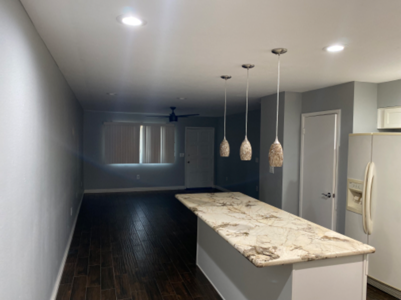 3331 W Del Monico Ln - Photo 2 of 8