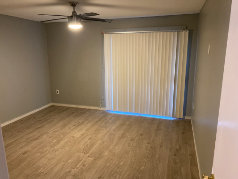 3331 W Del Monico Ln - Photo 4 of 8