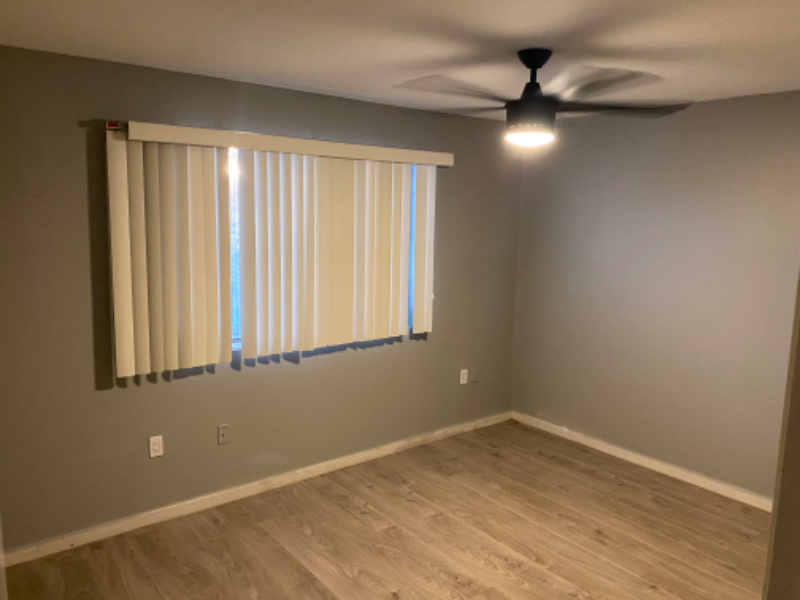 3331 W Del Monico Ln - Photo 5 of 8