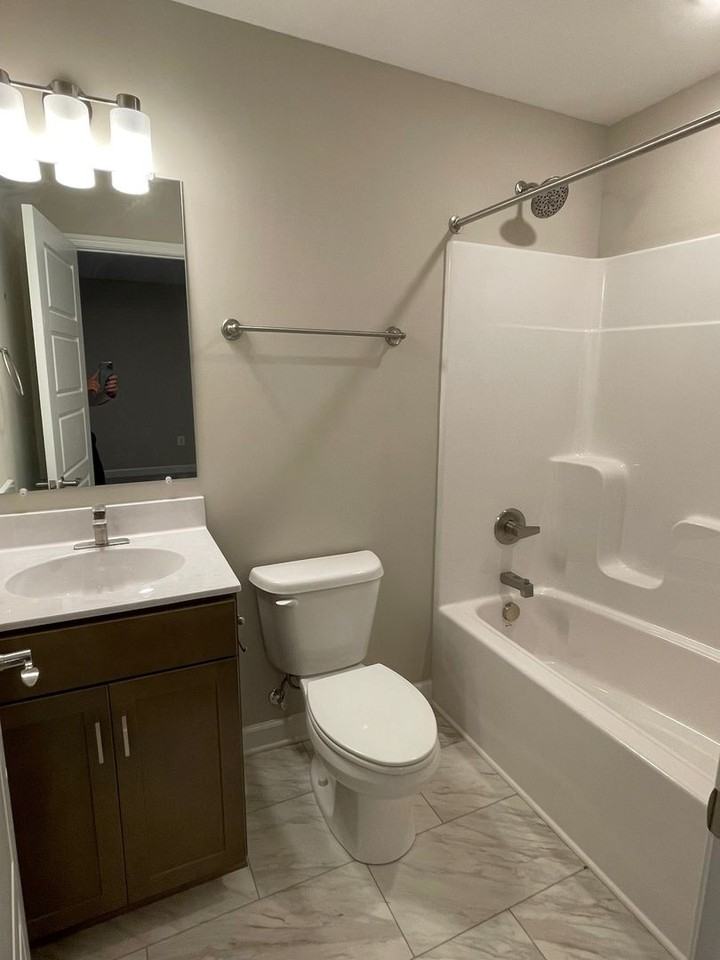 2840 Belgian Dr - Photo 4 of 19