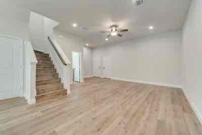 721 N Jefferson St #1153 - Photo 5 of 15