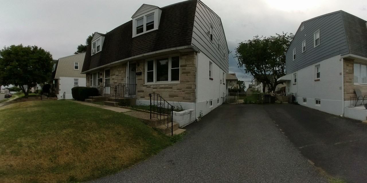1334 Price St - Photo 2 of 18