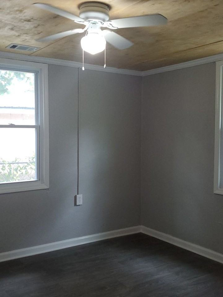 155 Circle Dr - Photo 5 of 11