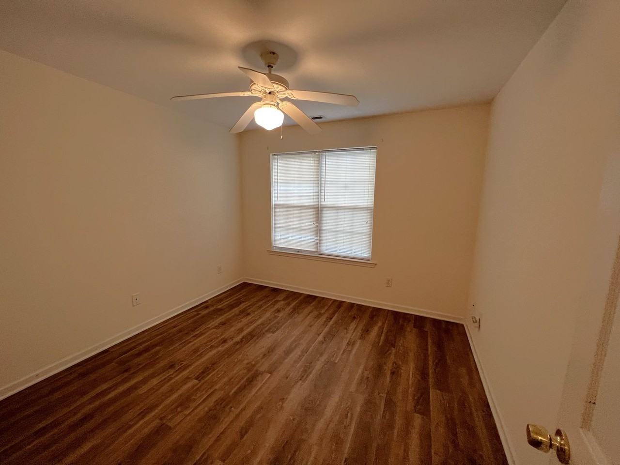 408 Saint Rosea Rd - Photo 6 of 22