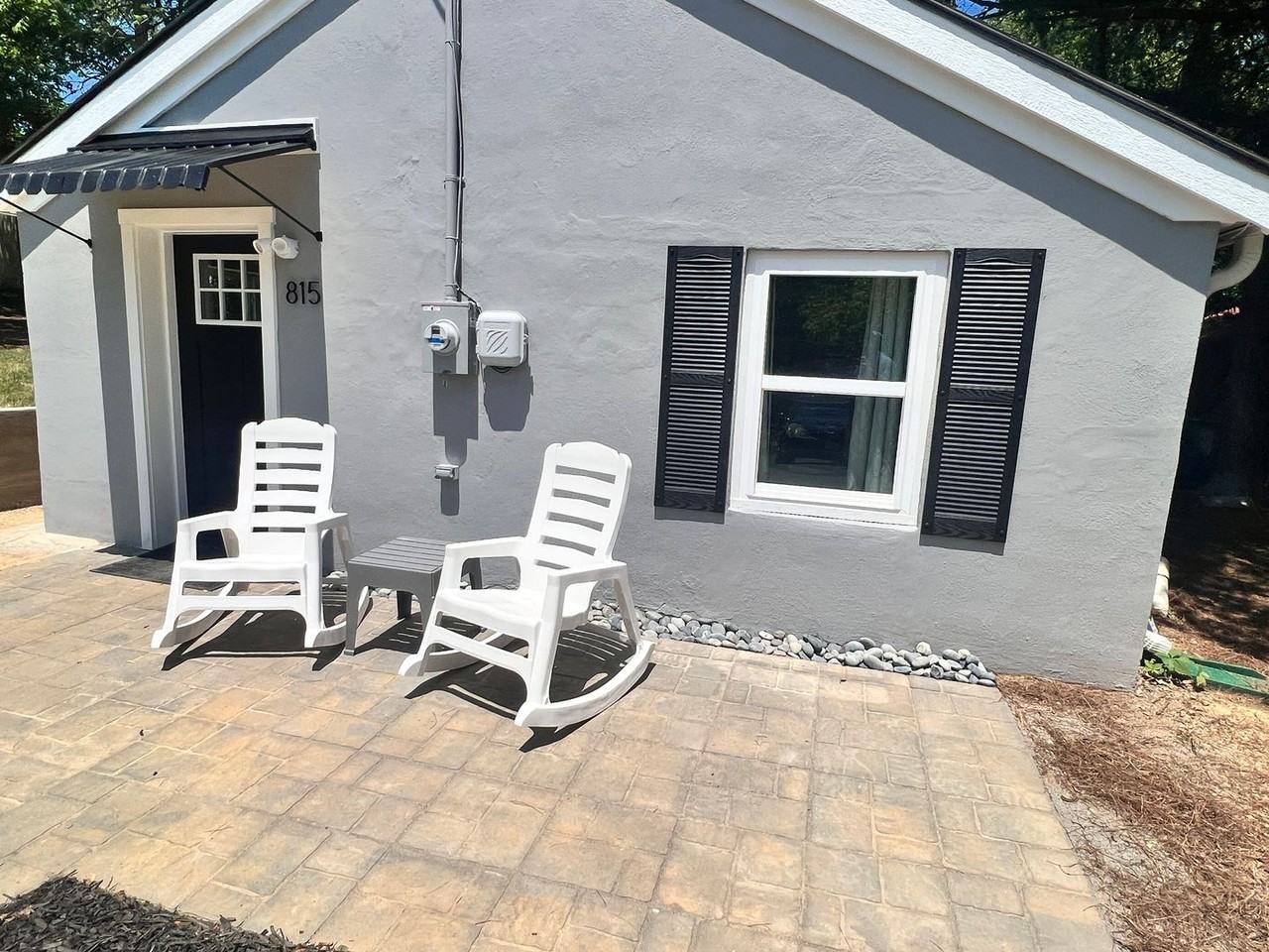 815 College St - Photo 4 of 16