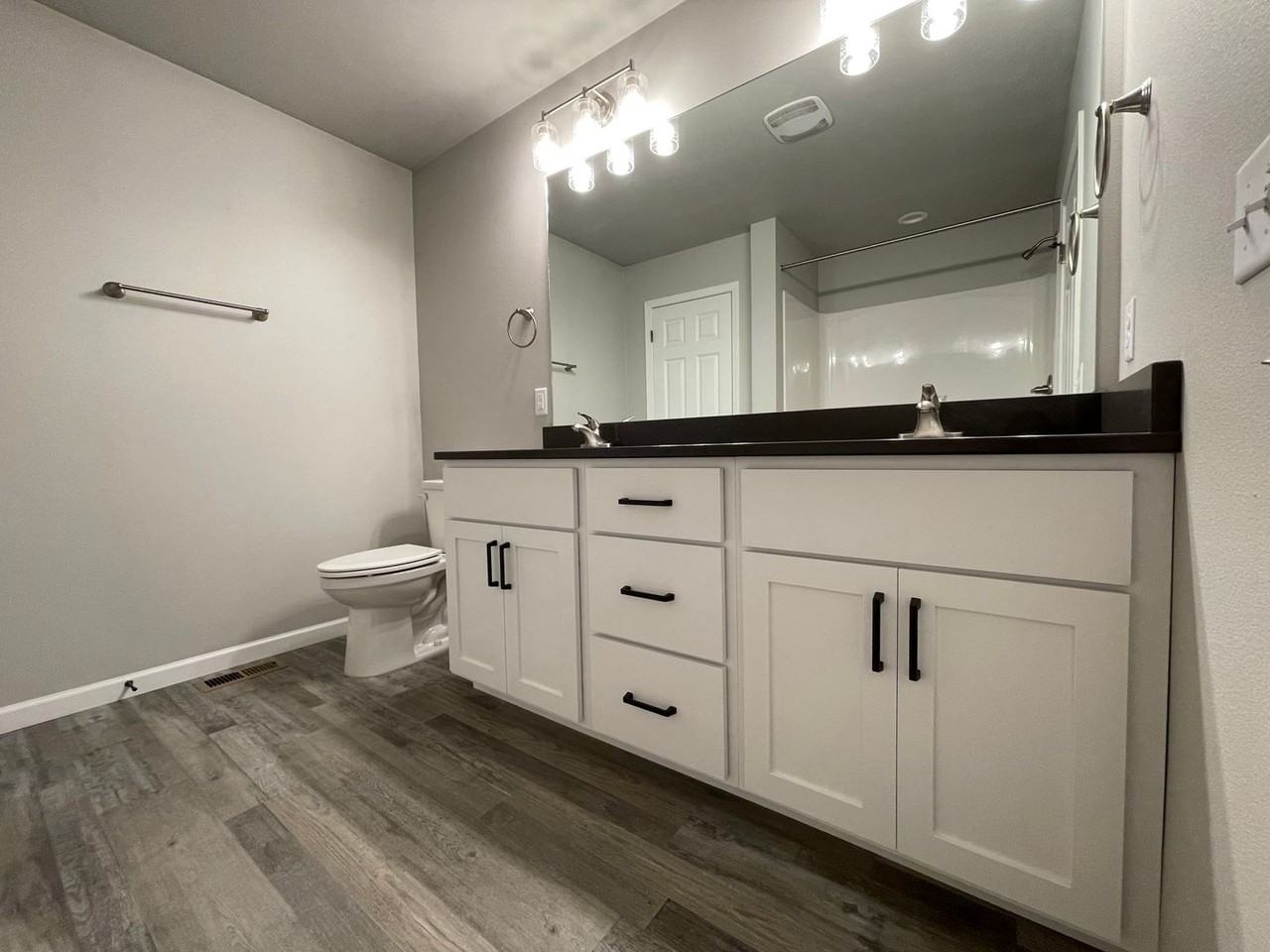 3304 Kenner Loop - Photo 2 of 25