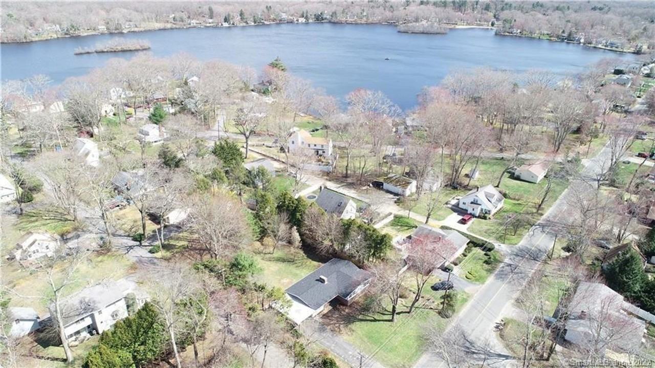 65 Rogers Lake Trl - Photo 2 of 19