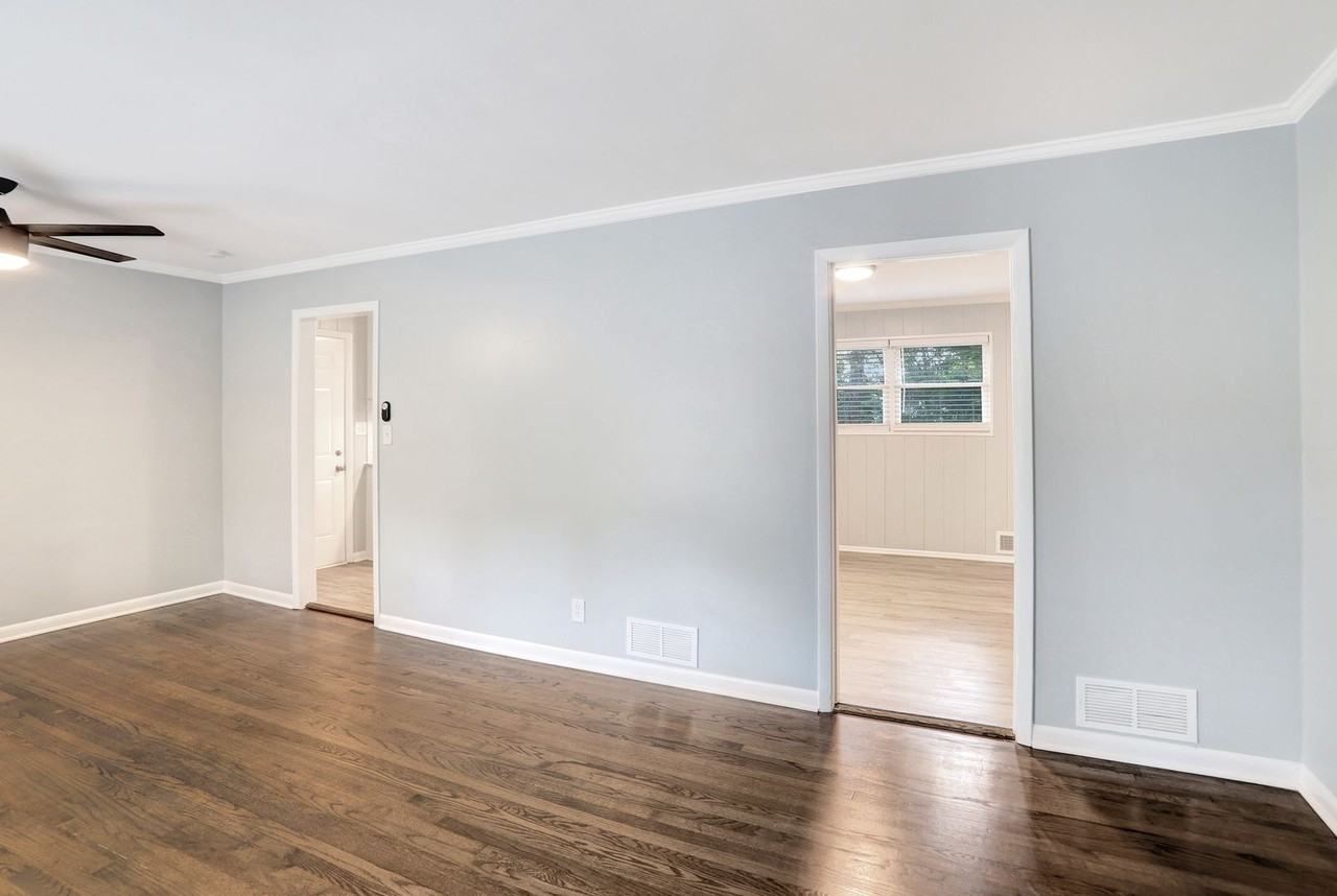 2710 Dunmoreland Ter - Photo 2 of 24
