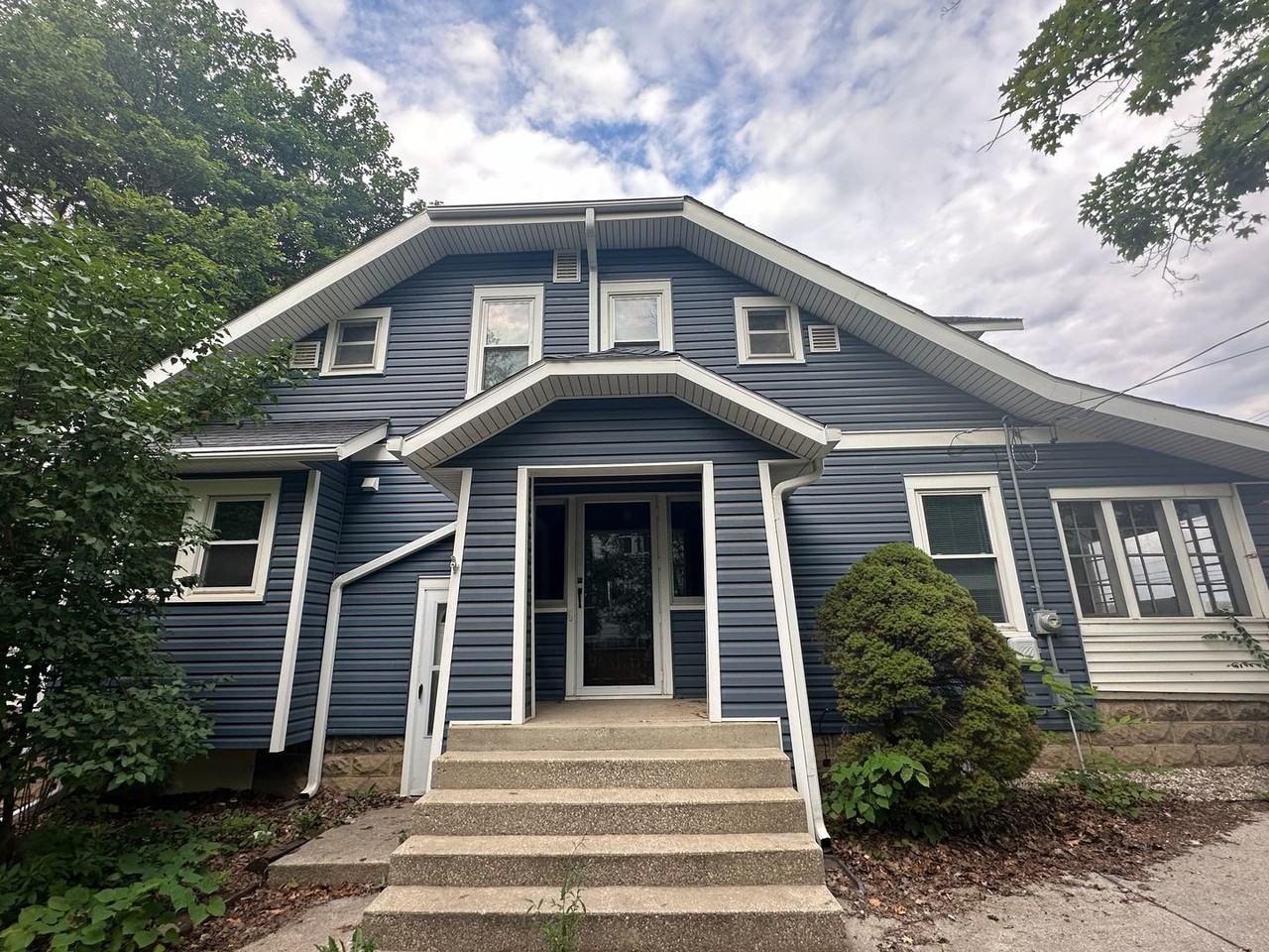 3554 68th St Se - Photo 2 of 12