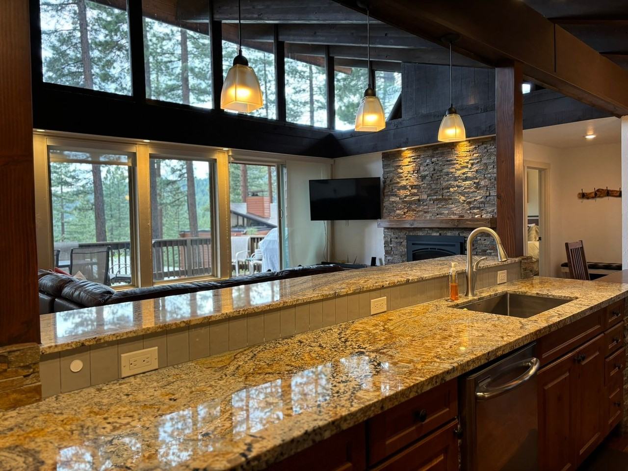 725 Fairview Blvd #26 - Photo 3 of 23