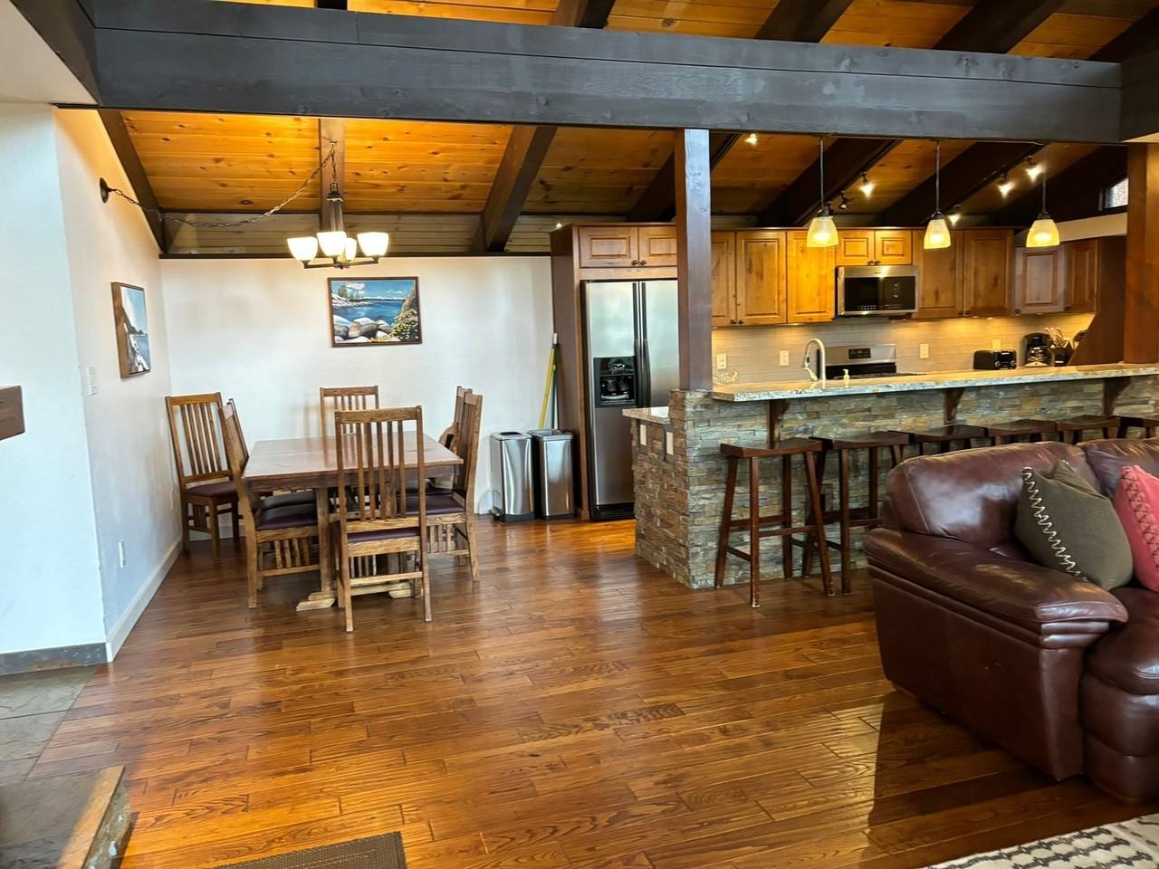 725 Fairview Blvd #26 - Photo 4 of 23