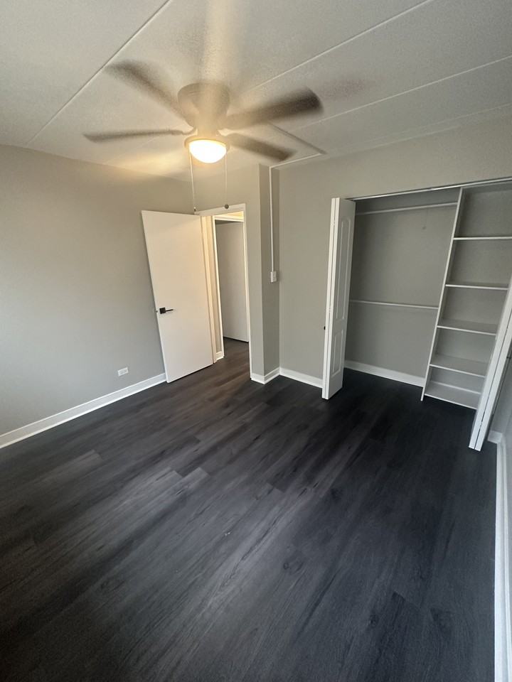 9715 5th St #1C - Photo 2 of 8