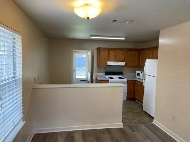 409 Audubon Cir #NA - Photo 5 of 13