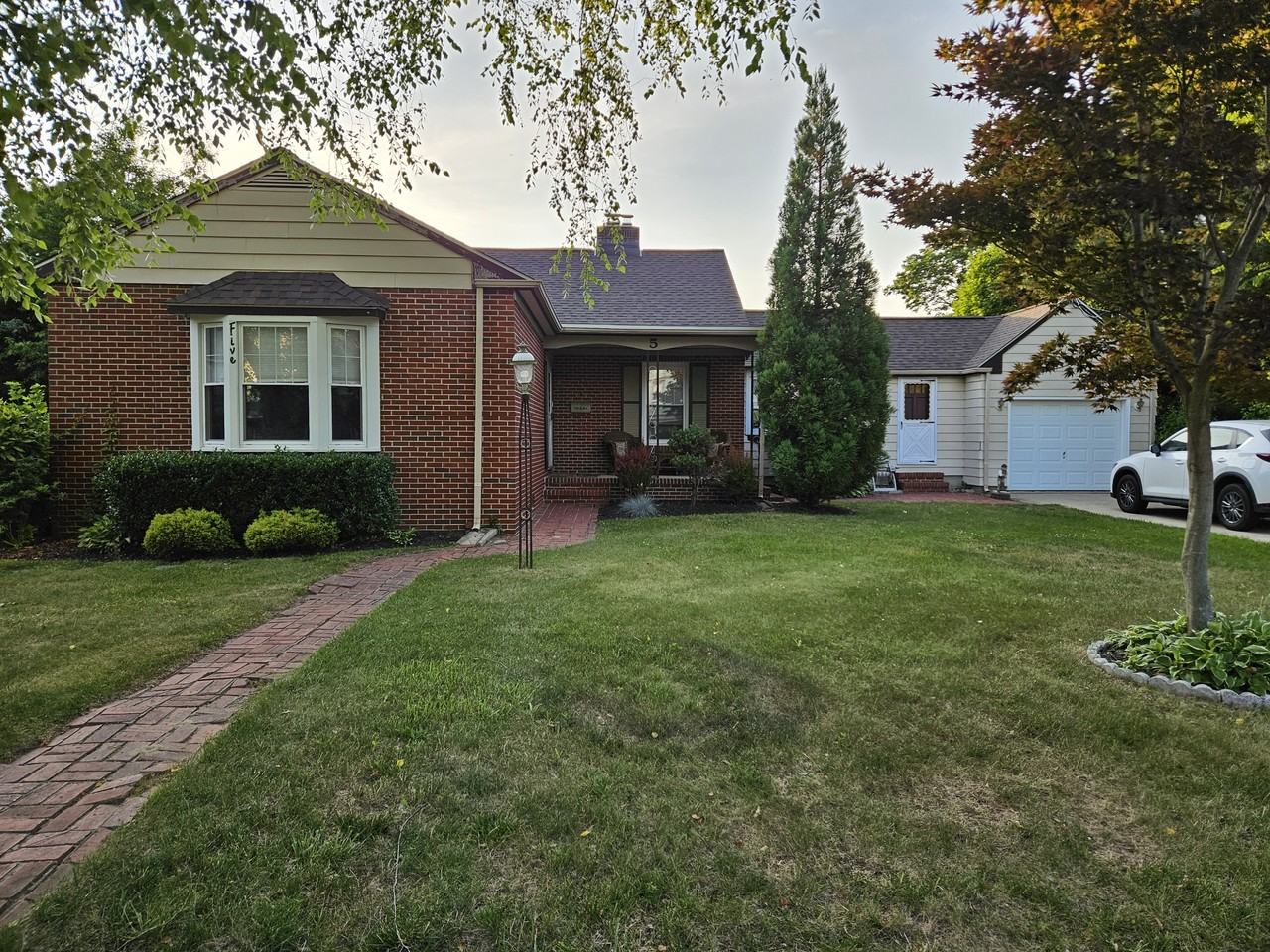 5 E Taunton Ave #NA - Photo 3 of 22