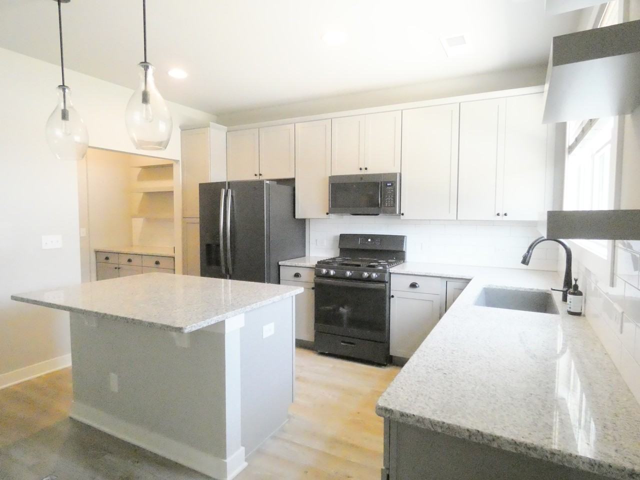 2804 Kincheloe Ct #NA - Photo 4 of 17