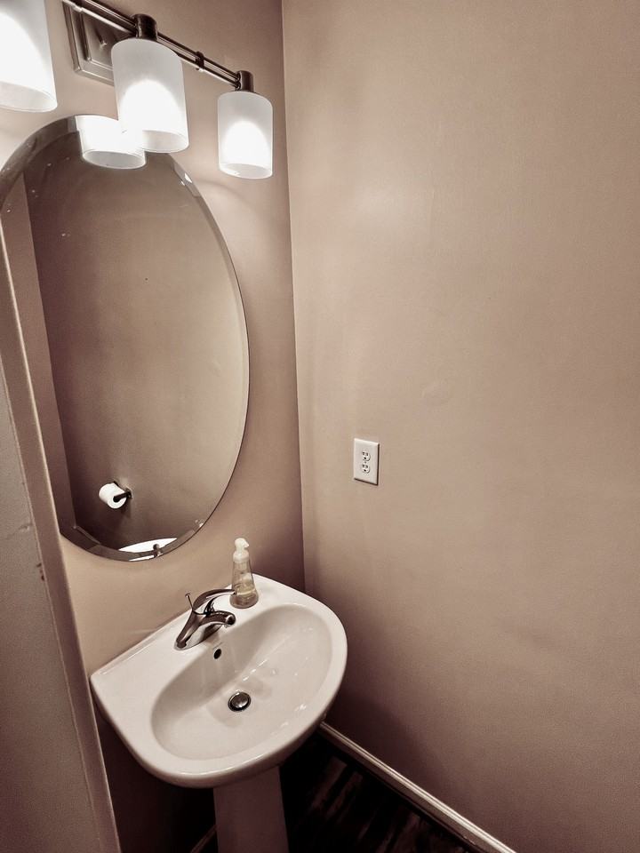 3569 Draycott Ave #3569 - Photo 7 of 18