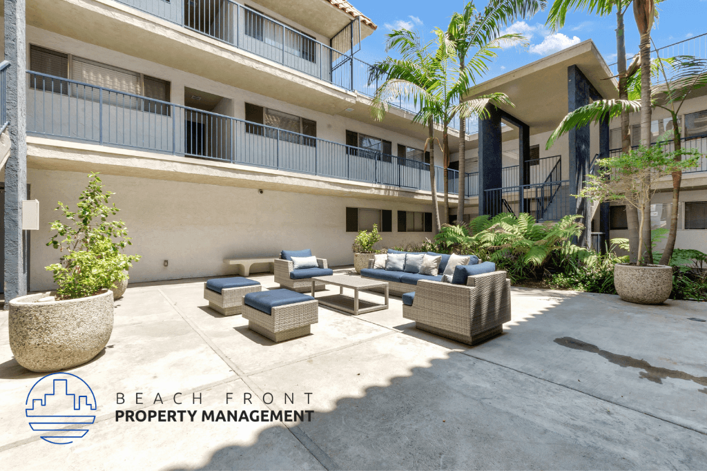 740 W. 24th St. - Photo 4 of 26