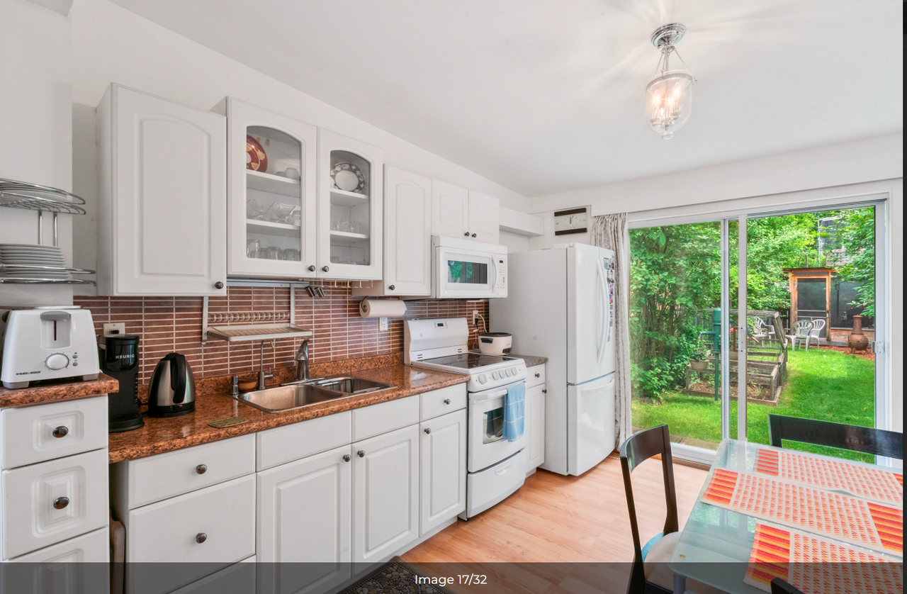 161 Ashdale Avenue - Photo 7 of 17