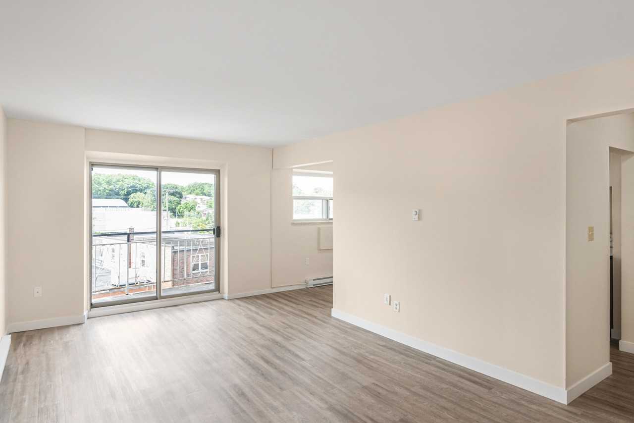 Village Green - Jamestown - Photo 3 of 9