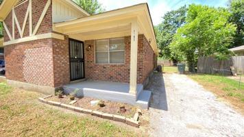 featured image of 3193 Forest Glen St