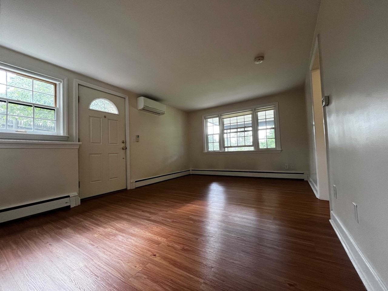 8 Parkview Rd - Photo 3 of 17