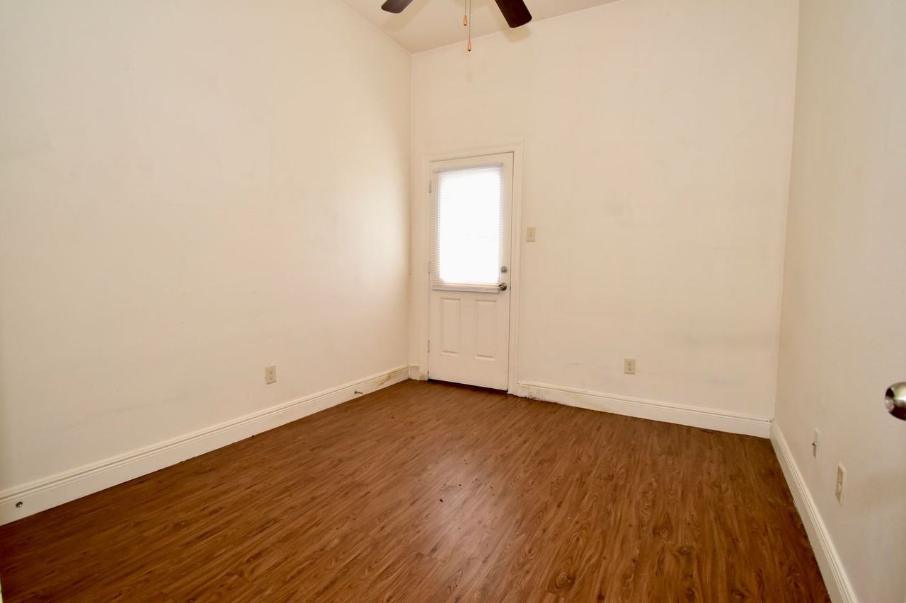 2408 W Barnett Springs Ave - Photo 4 of 13