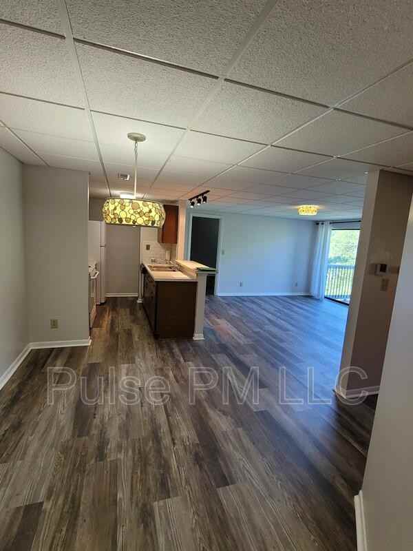 22 Woodland Hills Dr - Photo 3 of 18