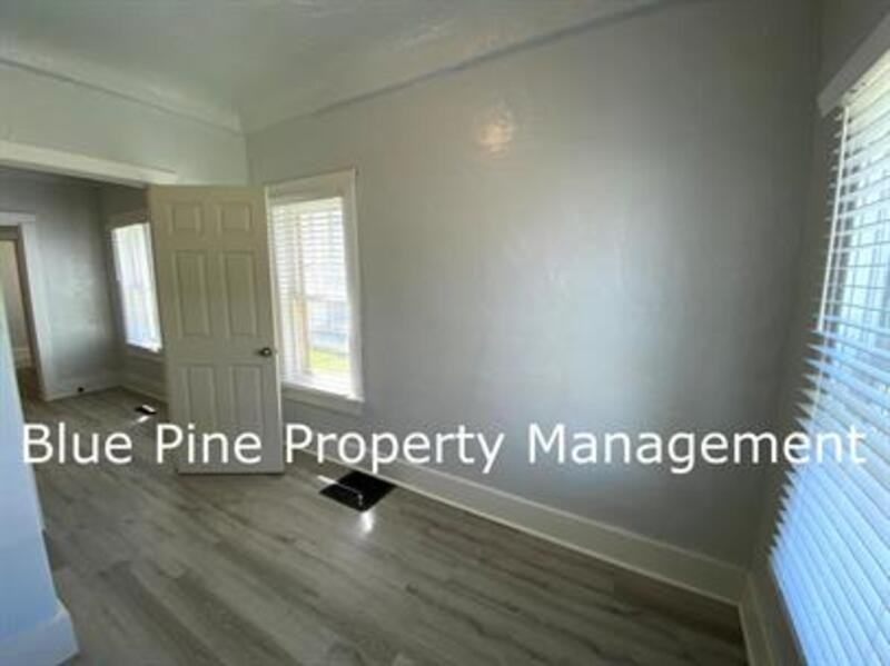 252 N Shilling Ave #2 - Photo 2 of 9