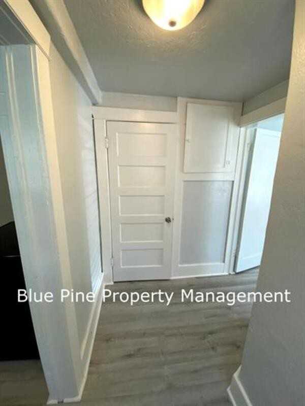 252 N Shilling Ave #2 - Photo 5 of 9