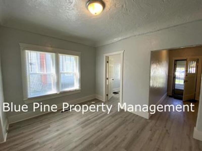 252 N Shilling Ave #2 - Photo 7 of 9