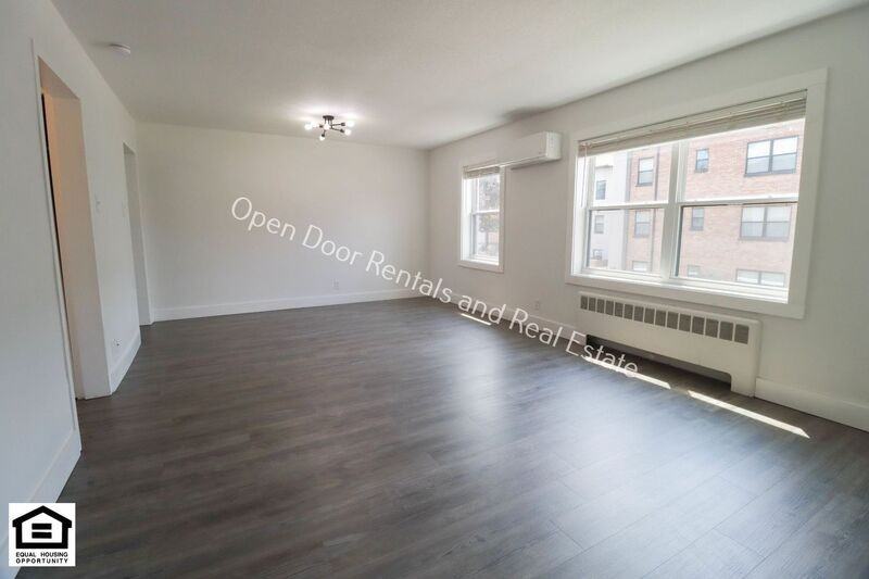 1823 Griswold Dr Apt C12 - Photo 5 of 12