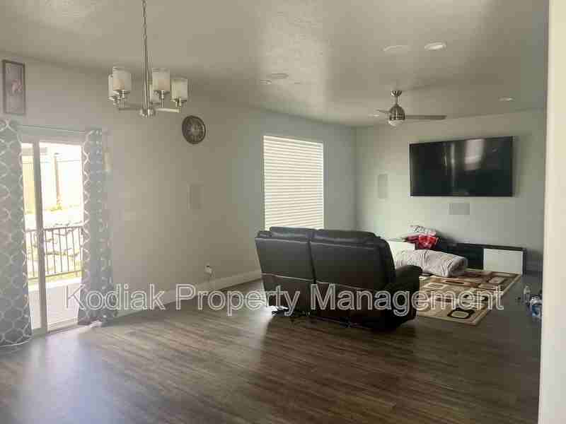 3733 N Valley Vista Way - Photo 7 of 21