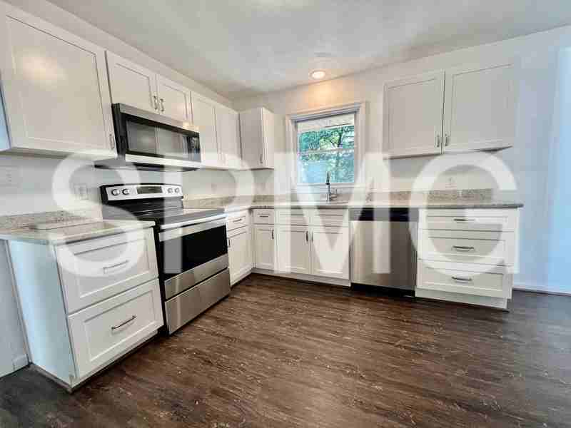 1662 Barnett Rd Nw - Photo 2 of 16