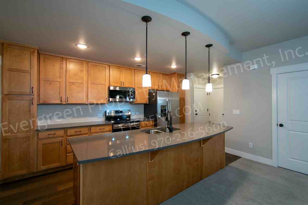 4612 Hahns Peak Dr - Photo 6 of 44