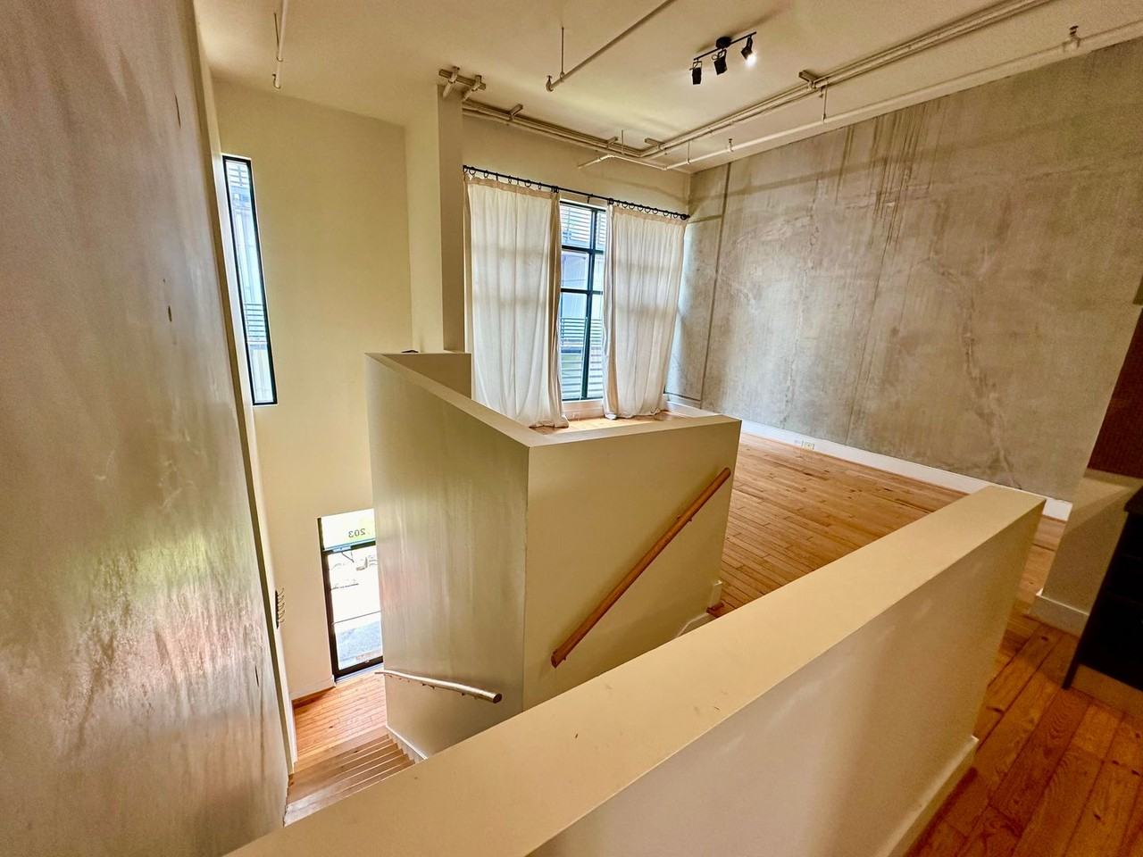 2226 1st Ave S - Photo 5 of 10