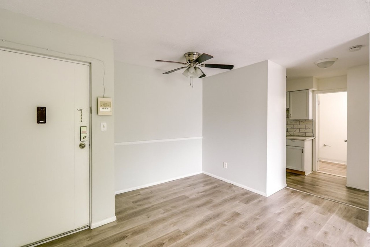 Modern Lakewood Apartments - Photo 6 of 16