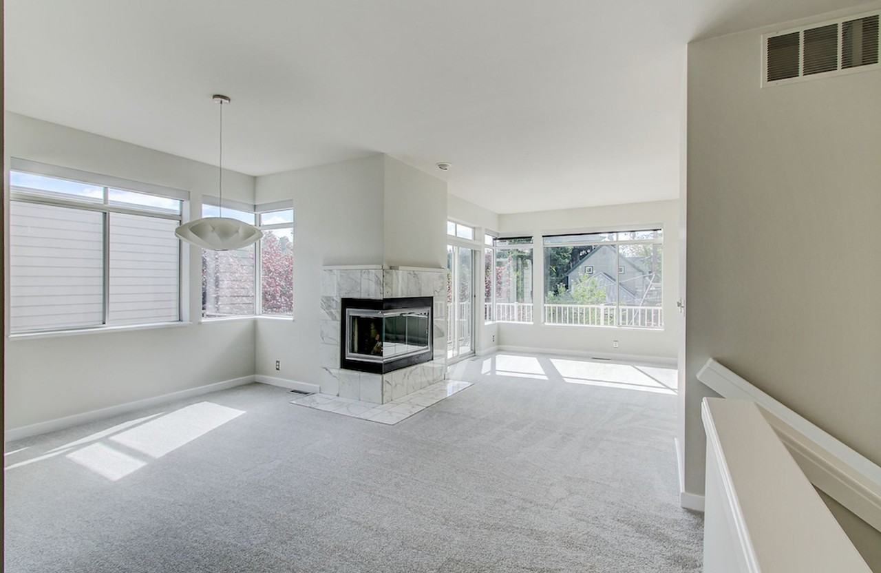 2918 E Republican St - Photo 2 of 16