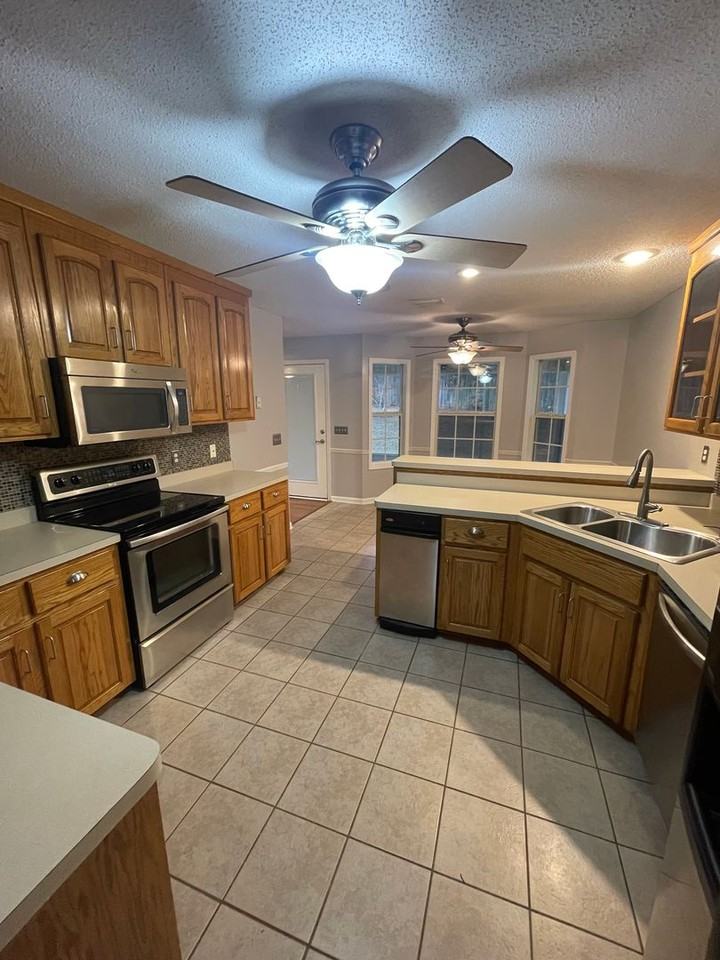 114 Sioux St - Photo 2 of 16