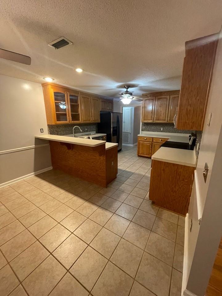 114 Sioux St - Photo 4 of 16