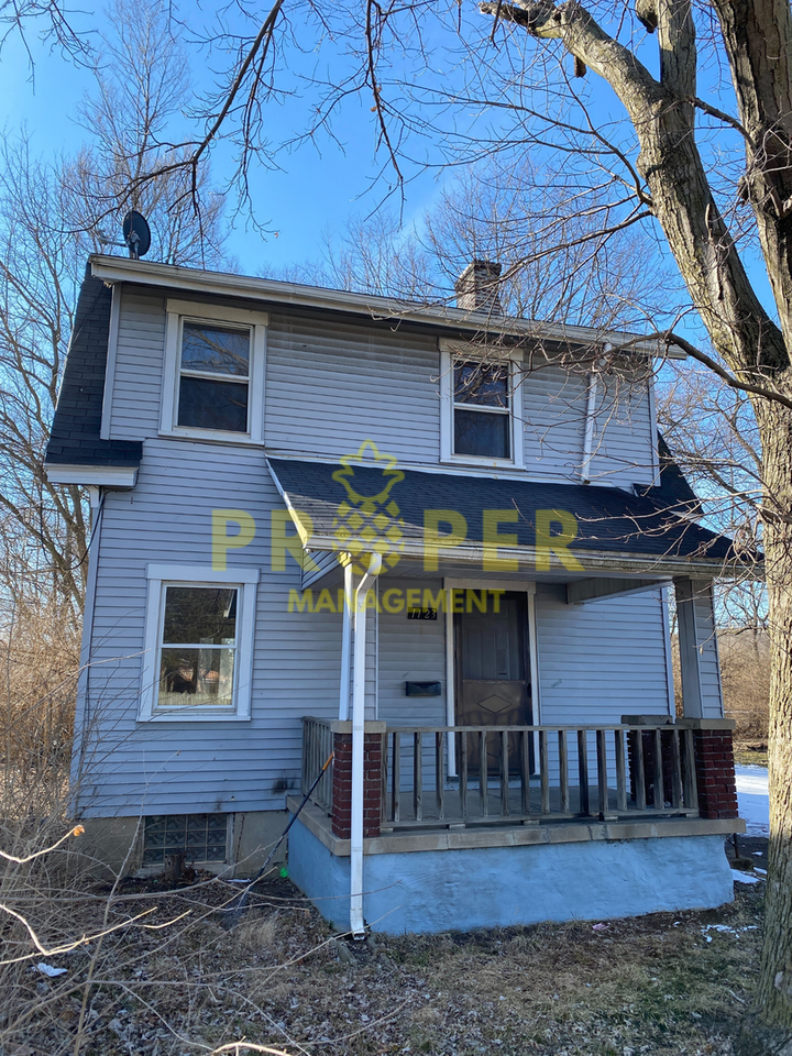 1123 Danner Ave - Photo 4 of 18