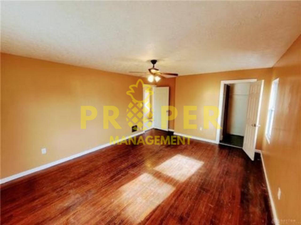 1123 Danner Ave - Photo 7 of 18