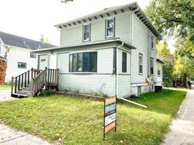 914 12th St N - Photo 1 of 1