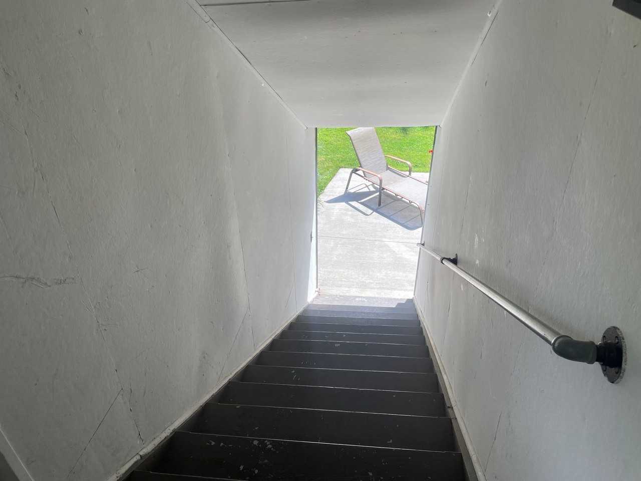 308 Clinton St - Photo 2 of 7