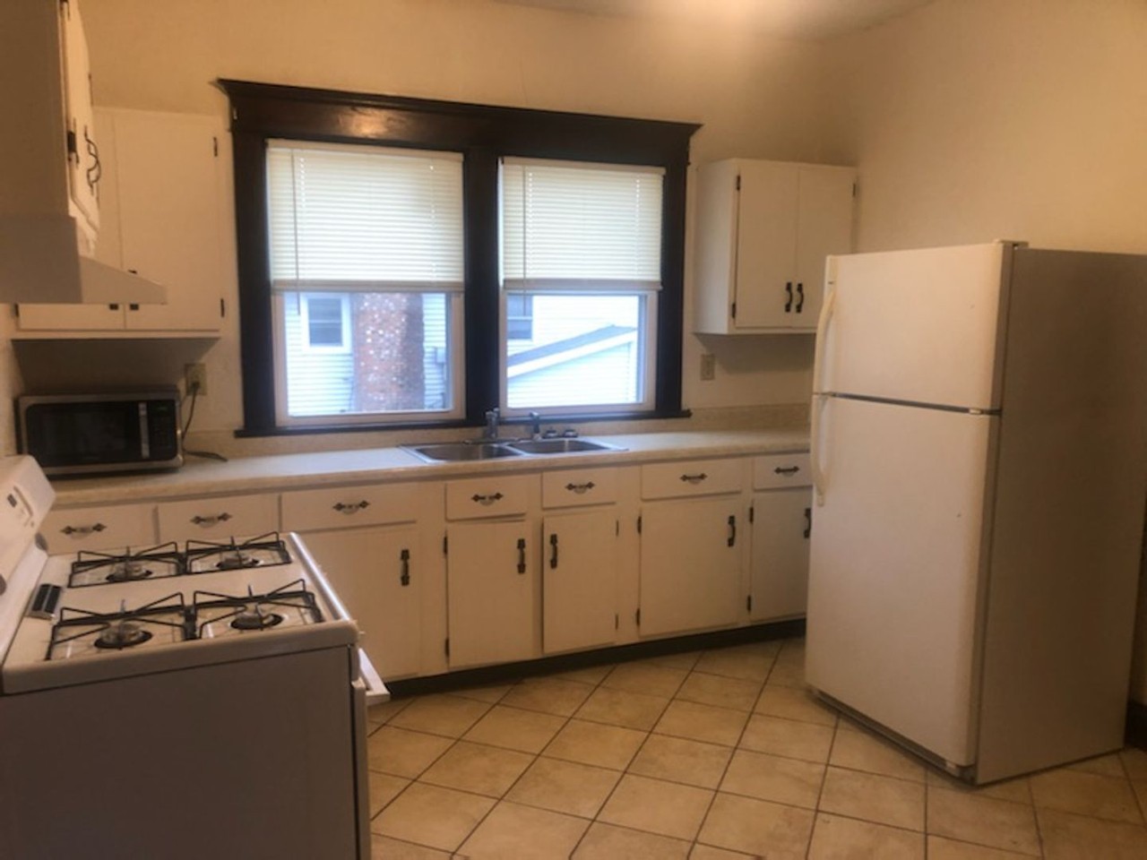 510 West Taylor Street - Photo 4 of 19