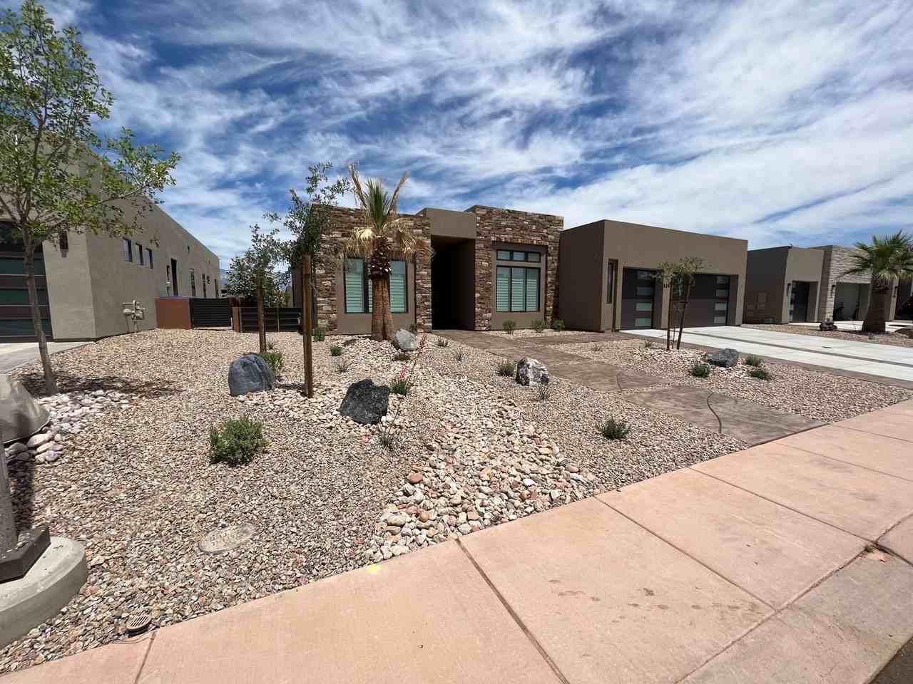 5294 W 3200 S - Photo 2 of 49