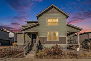 featured image of 9707 Bennett Peak St