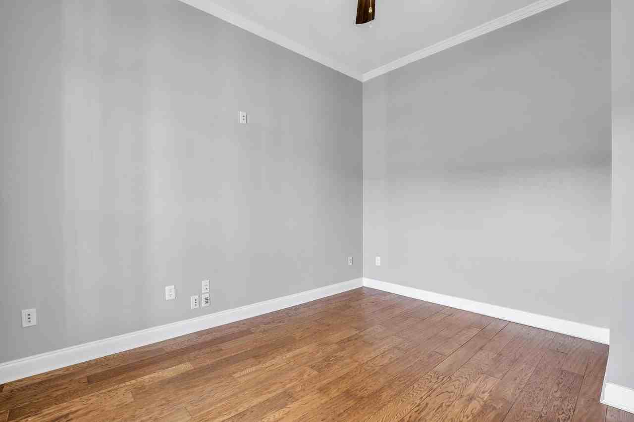 1821 Old Carriage Trl - Photo 3 of 50