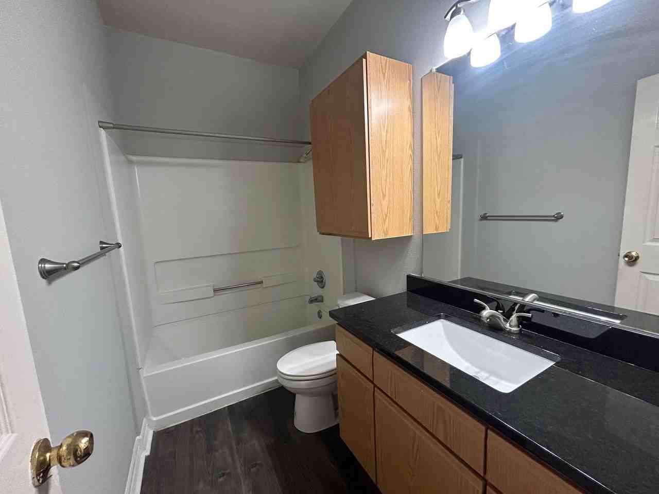 1625 S 10th St - Photo 6 of 18