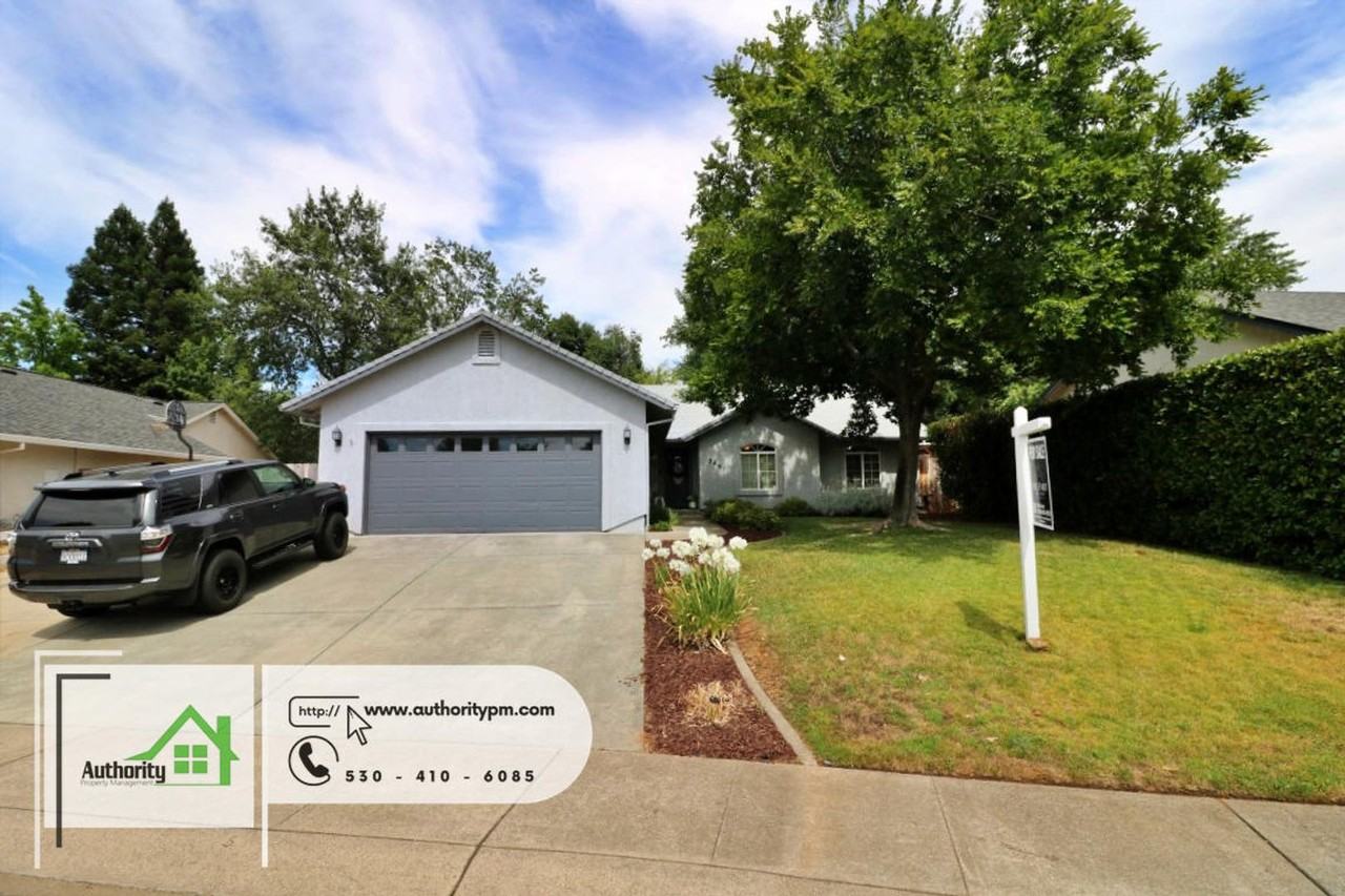 3461 Meridian Dr - Photo 2 of 37
