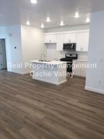 featured image of 462 W 40 S
